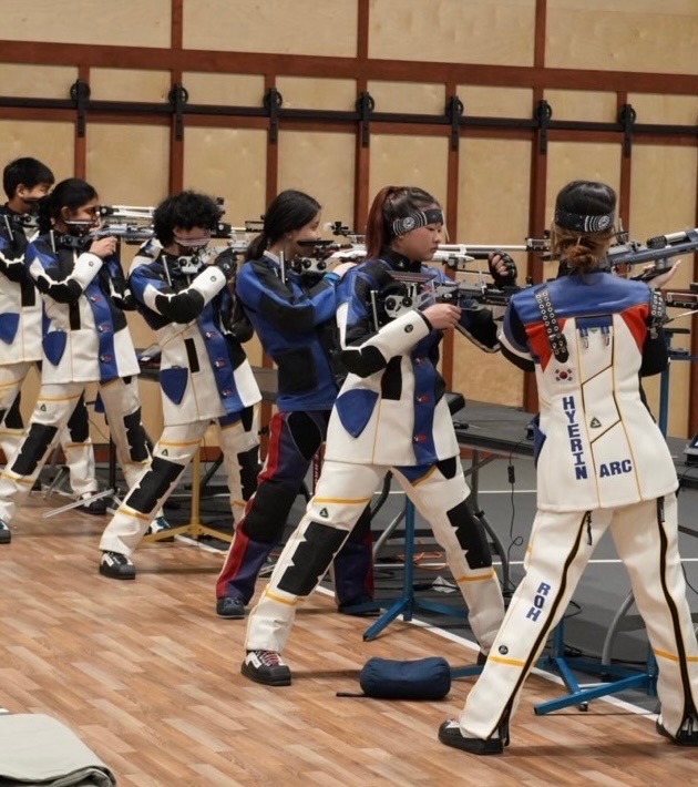 Air rifle athletes preparing on match day